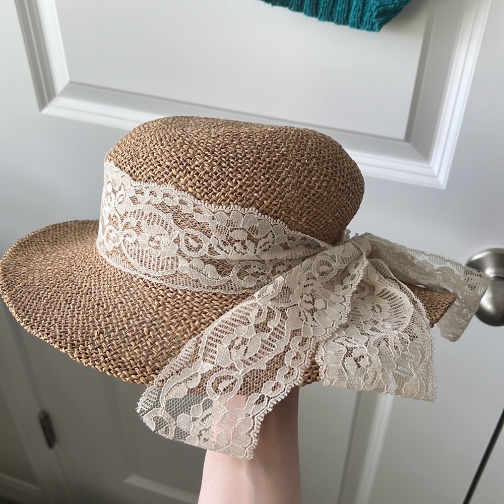 Sunhat with bow - Picture 2 of 4